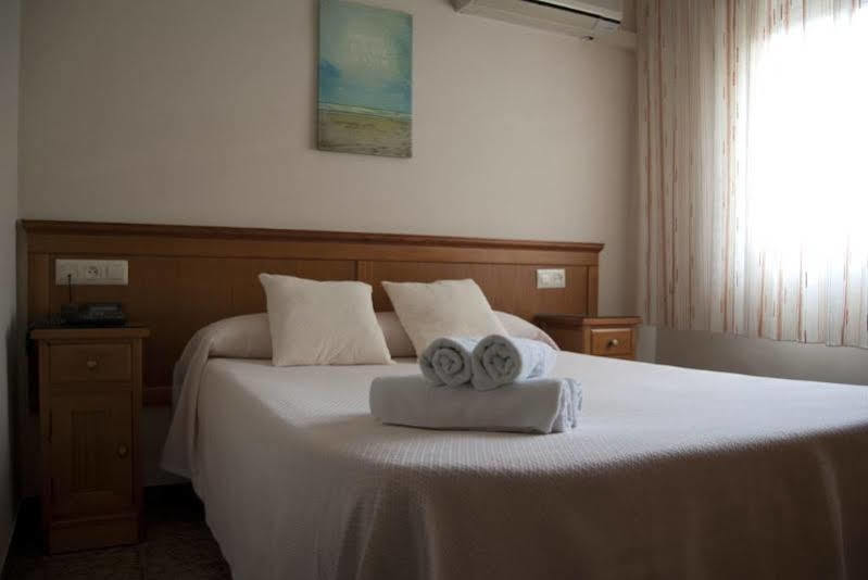 Hostal Maribel Альмерія Екстер'єр фото